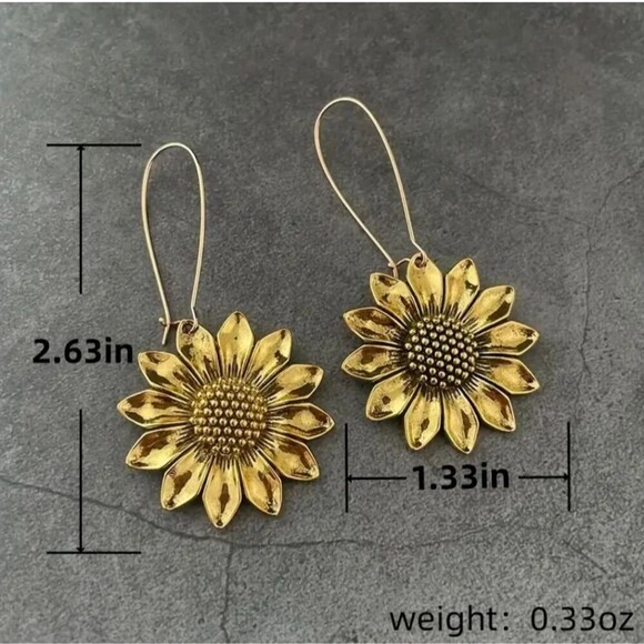 Sunflower drop gold earnings - Picture 5 of 6